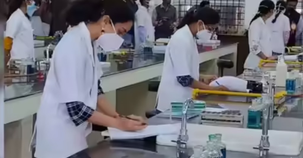 Medical students waiting for NEET PG counselling 2025 after the exam delay due to the Supreme Court case.