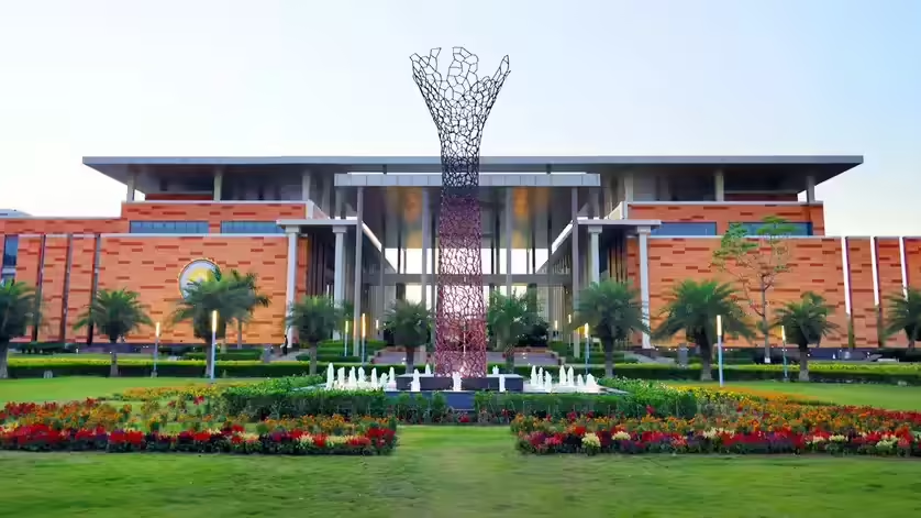 IIM Nagpur Digital Strategy and Marketing Analytics Programme 2025