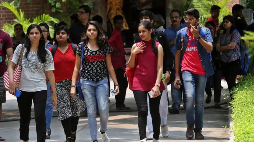 DU UG Admission 2026 Round 3 and mid-entry schedule out at admission.uod.ac.in