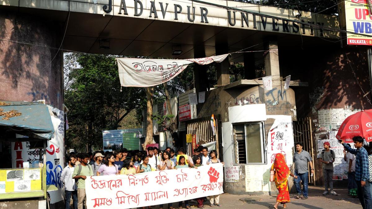 The West Bengal Assembly on Thursday (September 10, 2026) passed a Bill that empowers the State government to transfer teaching and non-teaching staffers from one State university to another. File | Photo Credit: Debasish Bhaduri